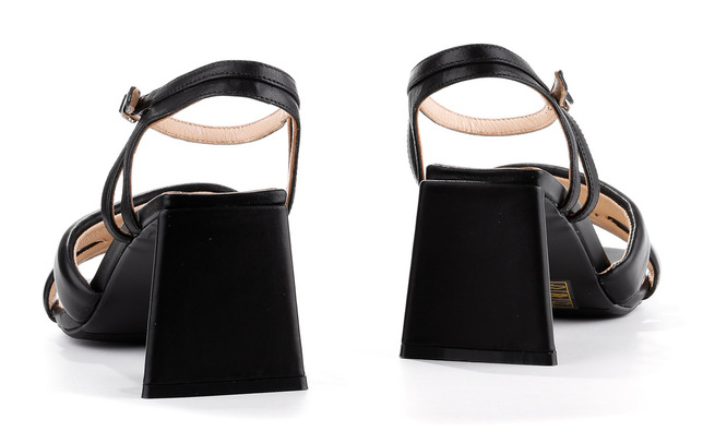 LeBERDES Босоножки 00000014652 5