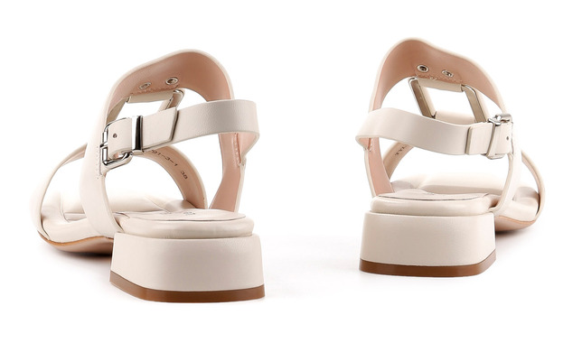 LeBERDES Босоножки 00000014743 4