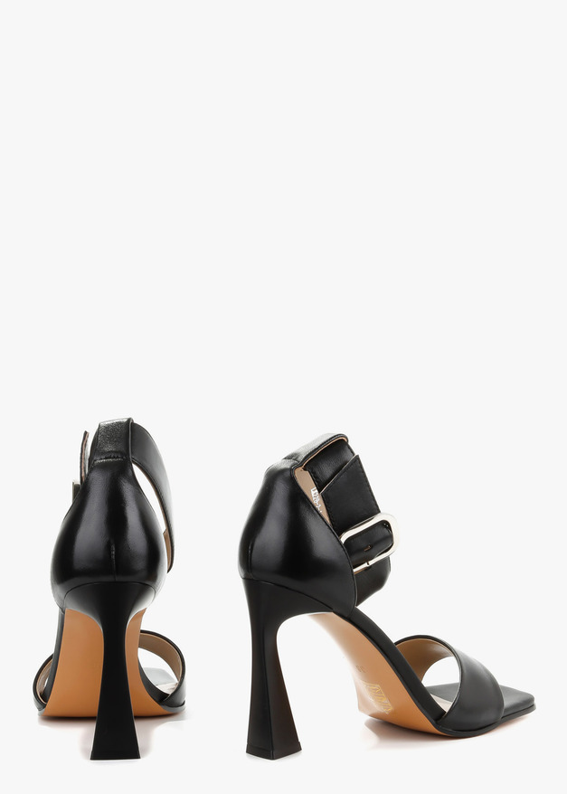 LeBERDES Босоножки 00000017200 6