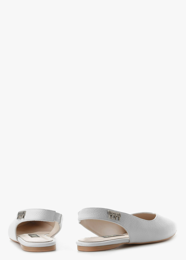 Ilvi Сабо 00000017230 6