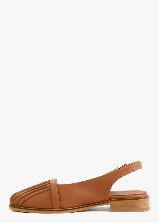 Ilvi Сабо 00000018225 3