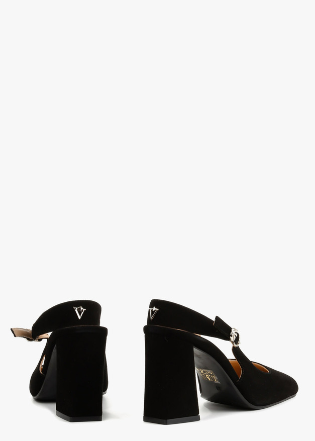 Ilvi Сабо 00000018228 4