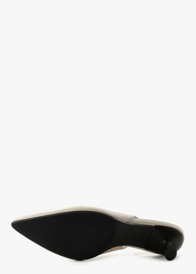 Ilvi Сабо 00000018342 6