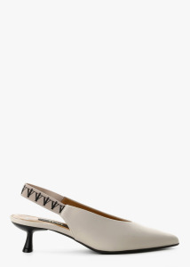 Ilvi Сабо 00000018342 2