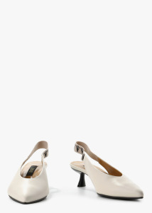 Ilvi Сабо 00000018342 4